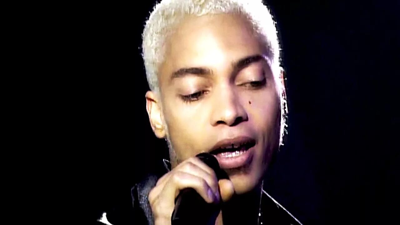 Terence trent d arby delicate. Теренс трент дарби. sananda maitreya. terence trent d&#039;arby. sananda maitreya сейчас.