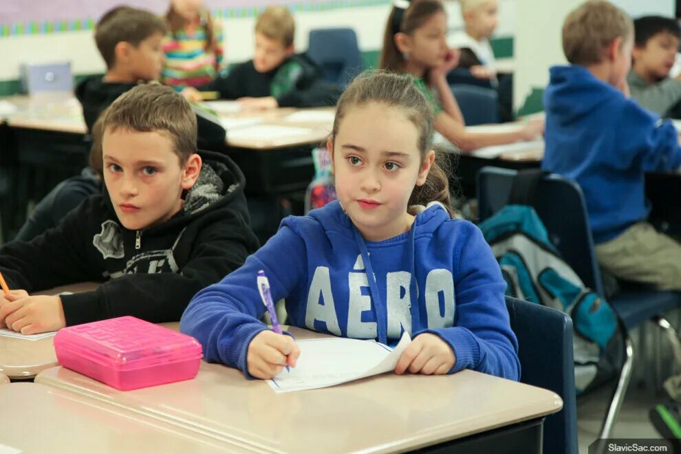 Школьники сша. Образование в сша средняя школа. Ученики америки. Дети учатся в сша. Средняя школа школа в америке.