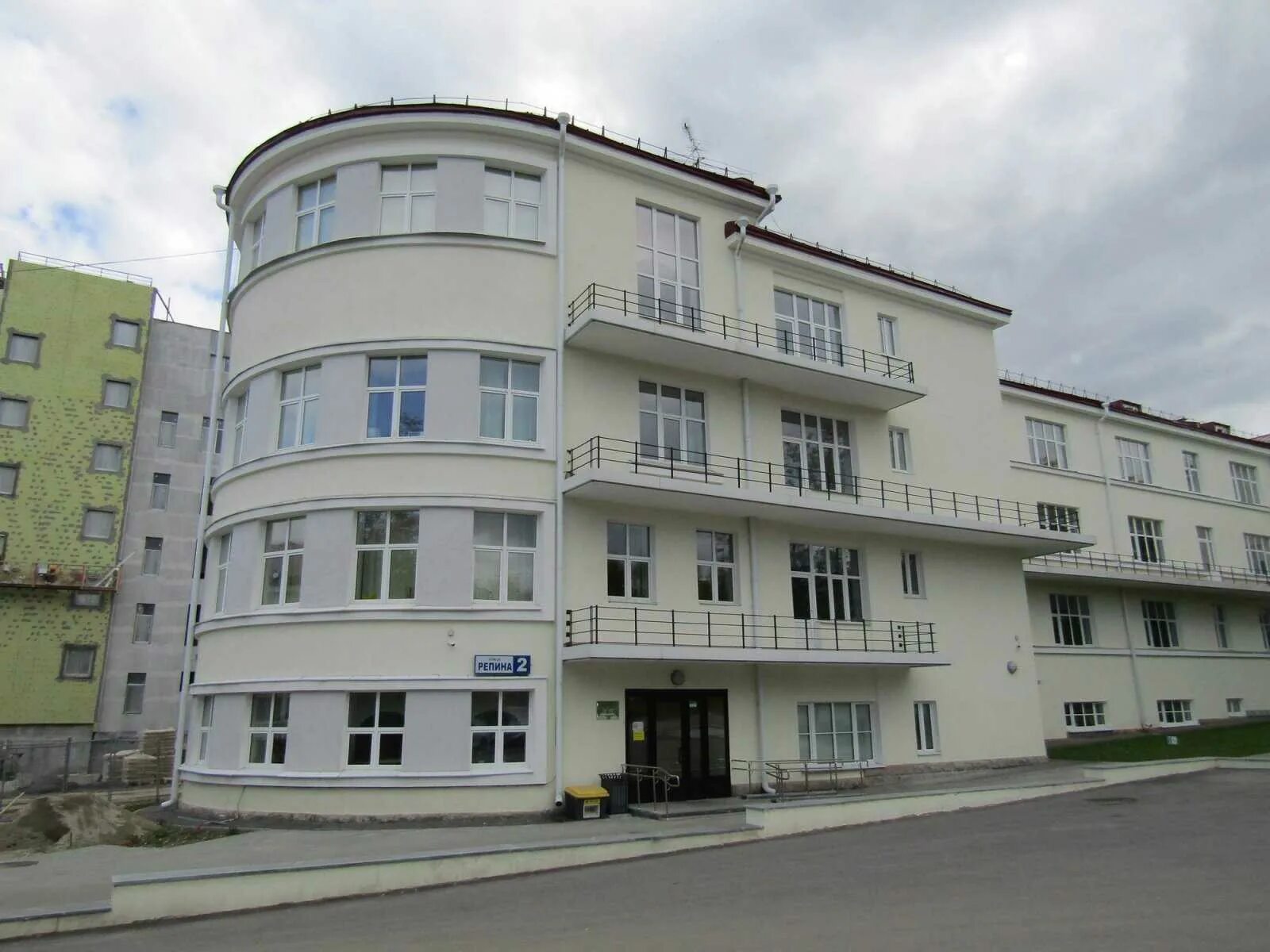 Репина 2 екатеринбург больница. Г екатеринбург репина 2 а. Медицина ул репина 4. Казань улица аббасова 7. Медицина ул репина 4.