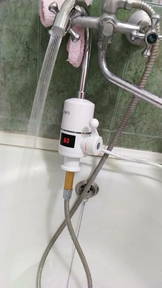 Как установить водонагреватель на кран. Проточный нагреватель кран bosch. водонагреватель проточный электрический эленберг. проточный водонагреватель электрический на кран. проходной водонагреватель электрический 220в.
