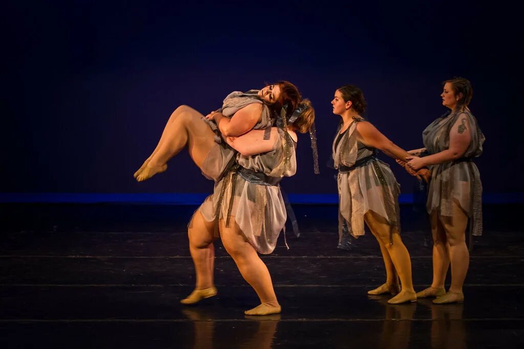 танцы на тнт дуэты. танцы дуэты девушки. сёстры михайлец. танцы дуэты девушки. танцор латиноамериканских танцев.