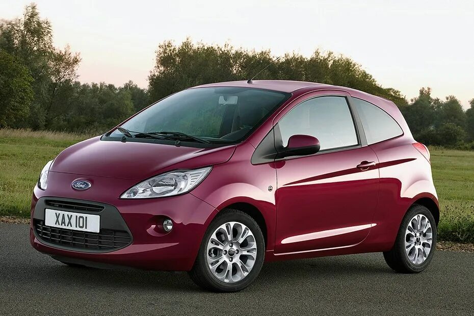 Машина небольшого размера. Ford ka 2011. Ford ka 2012. Ford ka 2013. Форд малолитражка.