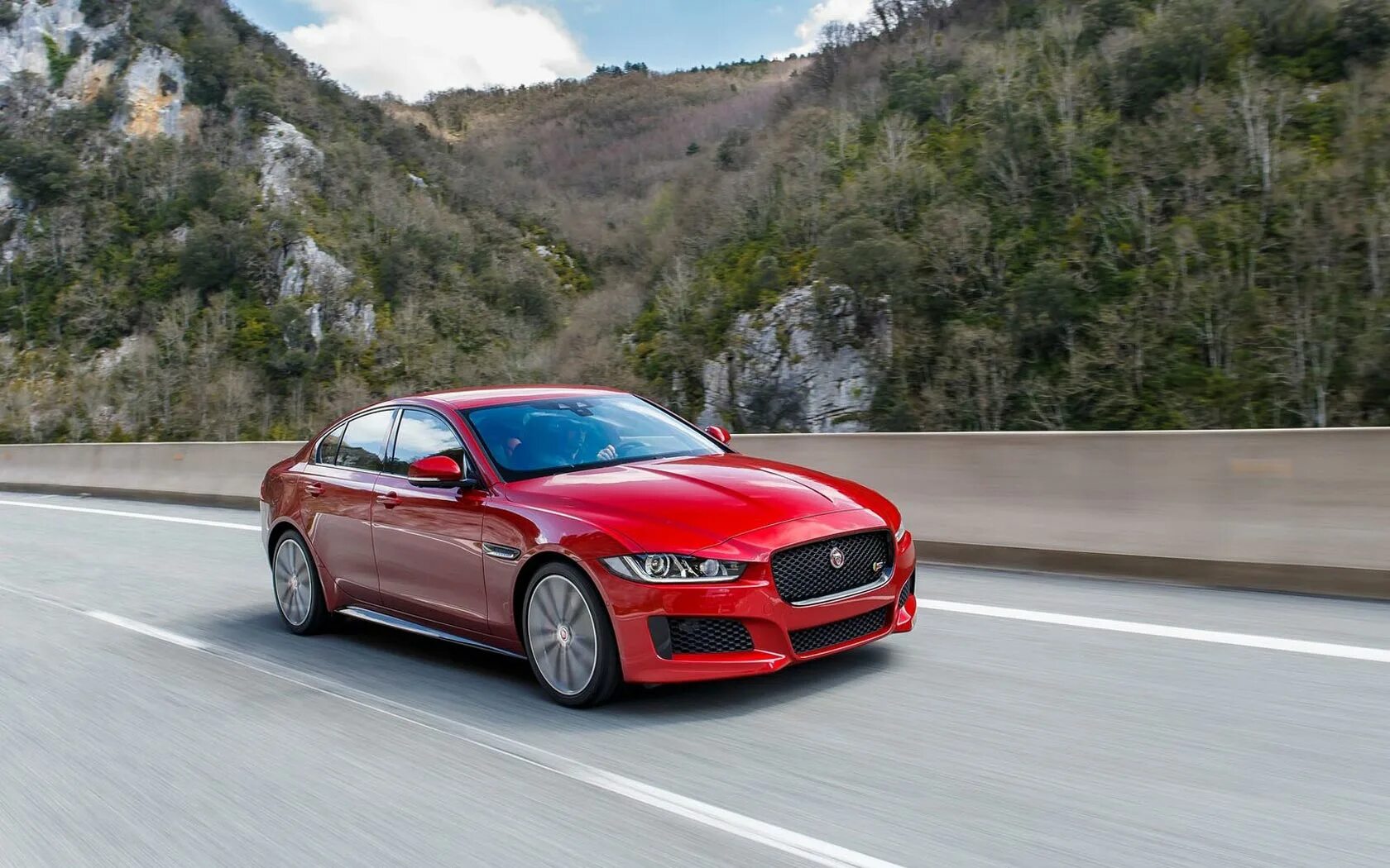 S фото. Ягуар xe s. Ягуар xe 2022. Jaguar xe s 2022. Jaguar xe i 2022.