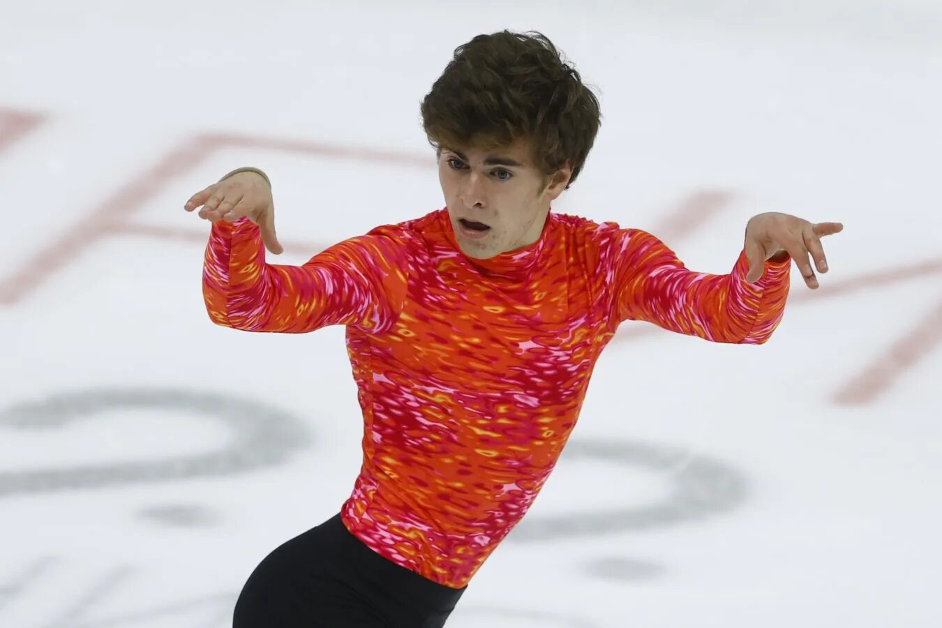 Михаил коляда фигурист. Фигурка от макса ягудина фигурное катание дзен. Фигурка от макса ягудина фигурное катание дзен. Грассль фигурист daniel grassl ориентация. Алексей ягудин на коньках.