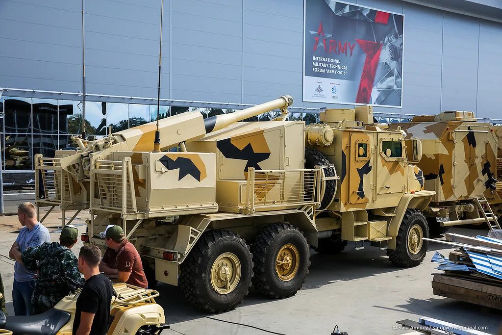 строительные машины. 360. военный тягач зил 135. Liebherr ltm 12000. разработки специальной техники.