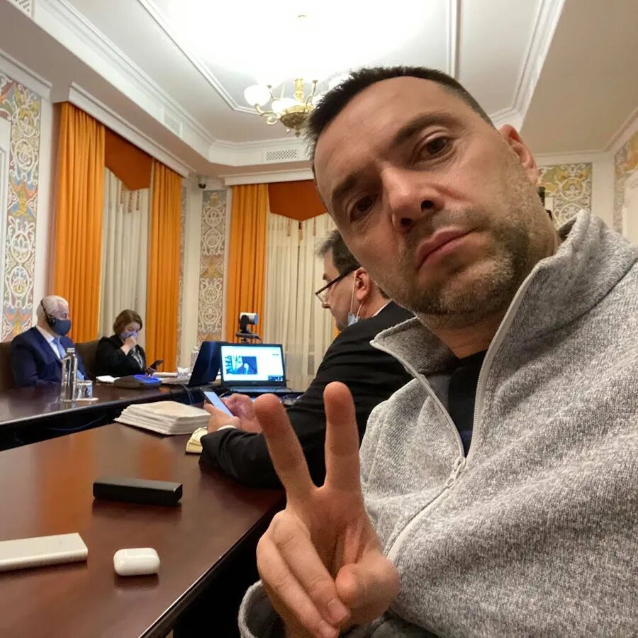 Арестович агент. Арестович агент Кремля. Навальный 2023.