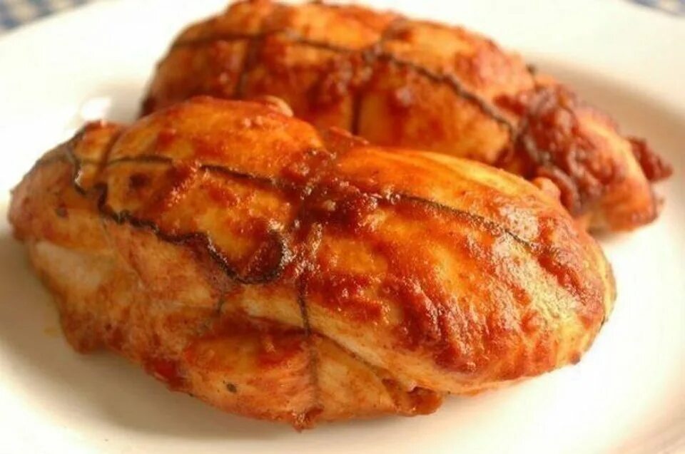 Из куриного филе пасторма. Пастрома куриная. пасторма из куриного филе. пасторма из куриной грудки. пастрома из куриной грудки.