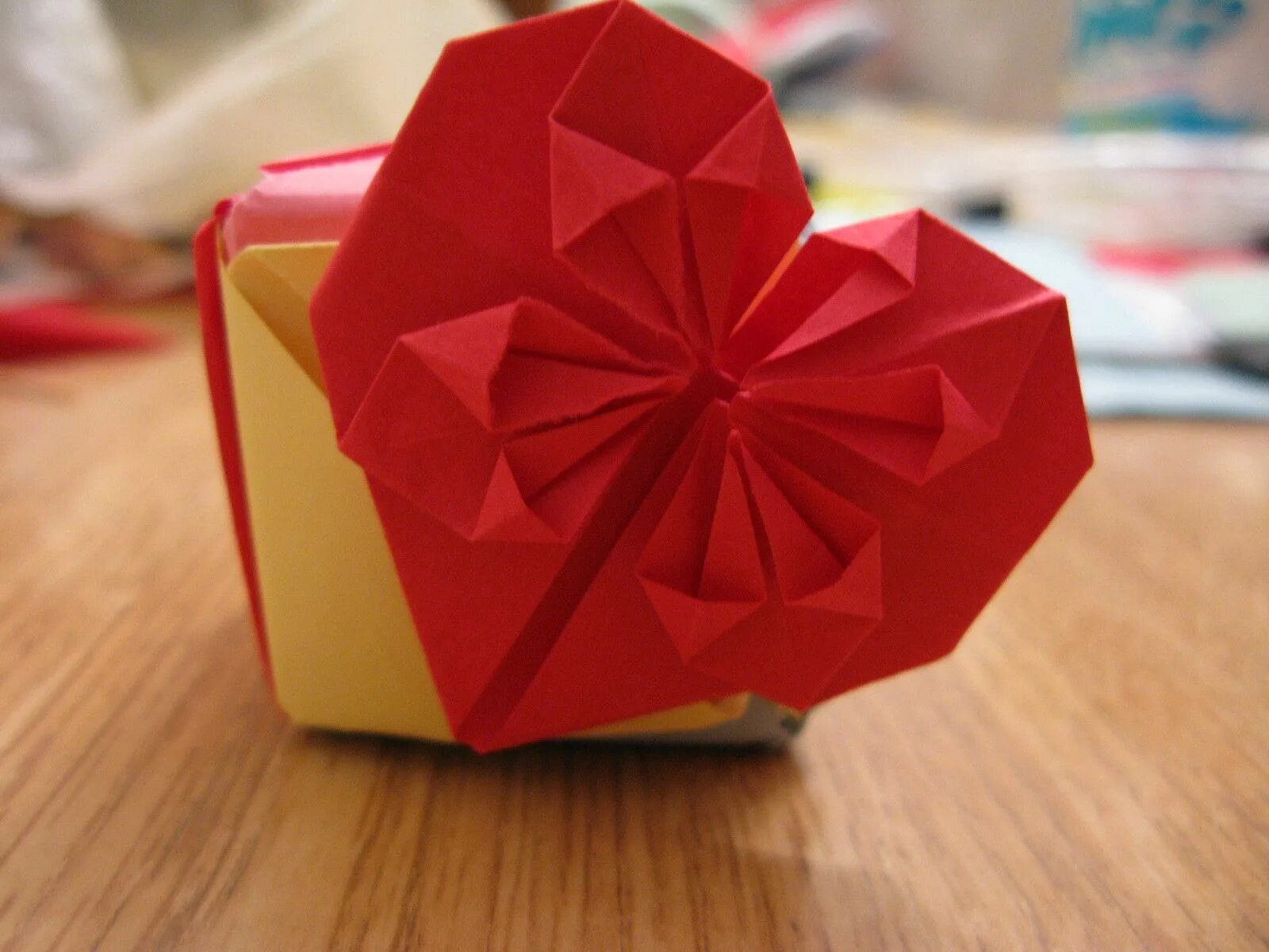Оригами. Оригами сердце. Оригами подарок. Оригами сердечко.