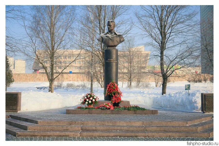Памятники зеленограда коллажи. Мемориал солдатские звезды зеленоград. Памятник строителям зеленограда. Памятники зеленограда. Памятник строителям зеленограда.