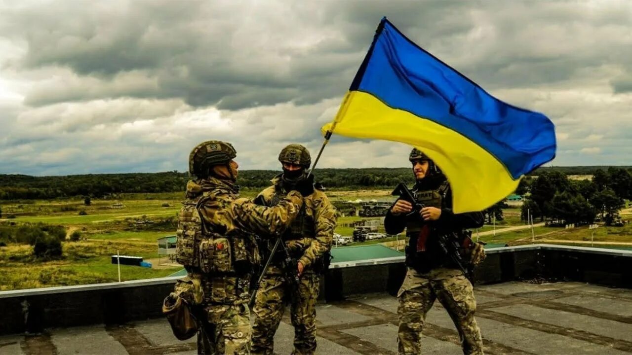 ЗСУ Украины флаг. Украинские военные. Украинская армия.