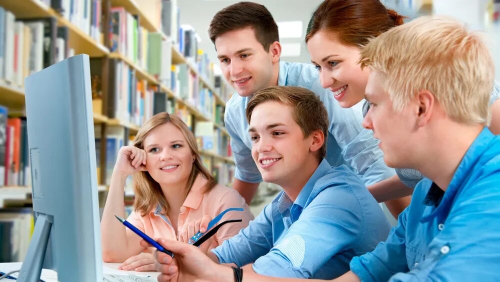 студент абитуриент. выбор колледжа. студент абитуриент. поступить в университет. фотосессия студентов.