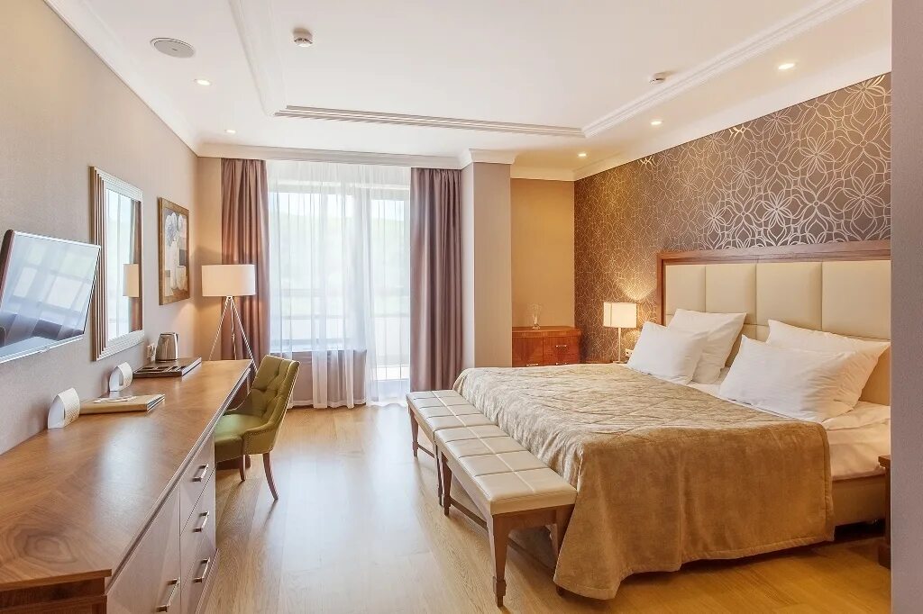 1 улучшенный. 1 улучшенный. Престиж гостиница в егорлыкской. Звенигород отель отель. Гостиница престиж курск.