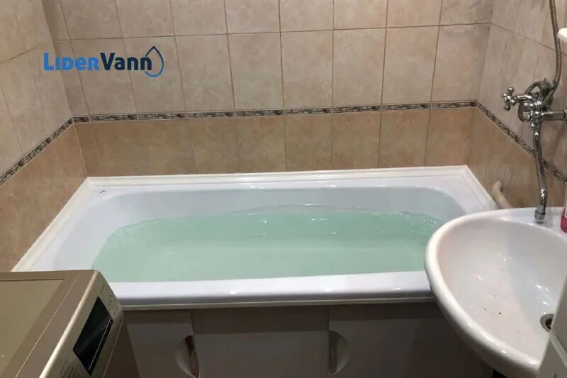 Полная ванна. Реставрация ванн оренбург. Акриловый вкладыш 150х70. Лидер ванн. Лидер ванн.