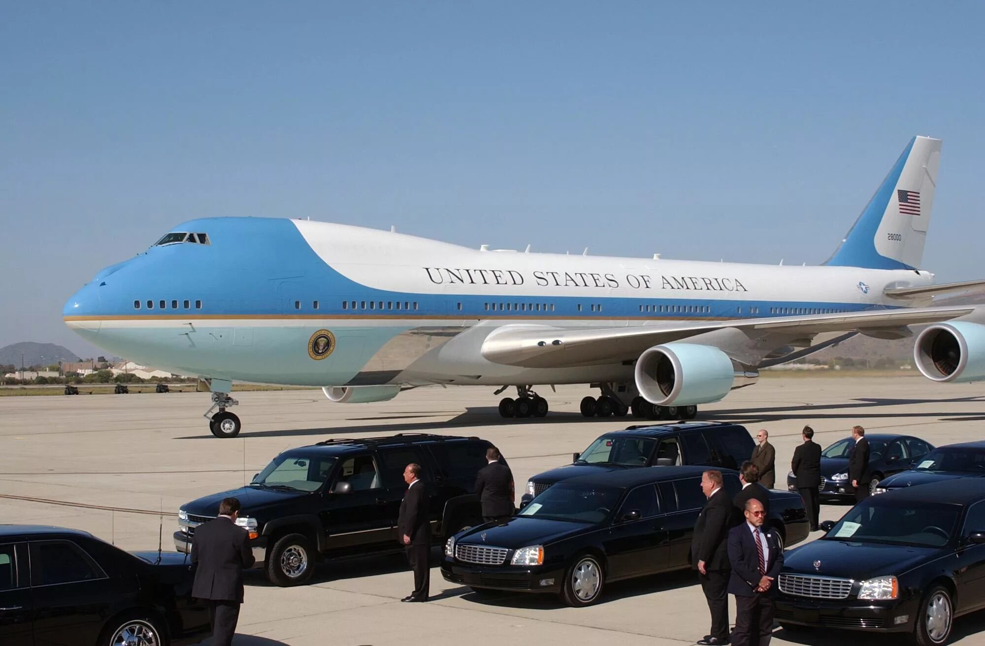 Боинг 747 президента США. Самолет Боинг 747 президента США. Борт 1 президента США. Борт номер 1 президента США Air Force one.