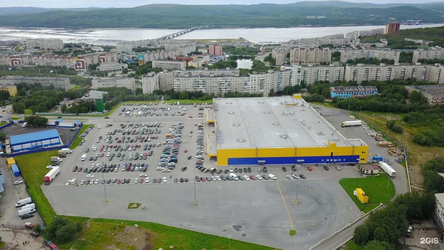 гостиница полярные зори мурманск. адрес 51 мурманск. флагман мурманск героев рыбачьего 51. авто 51 мурманск официальный сайт. книповича 34 мурманск на карте.