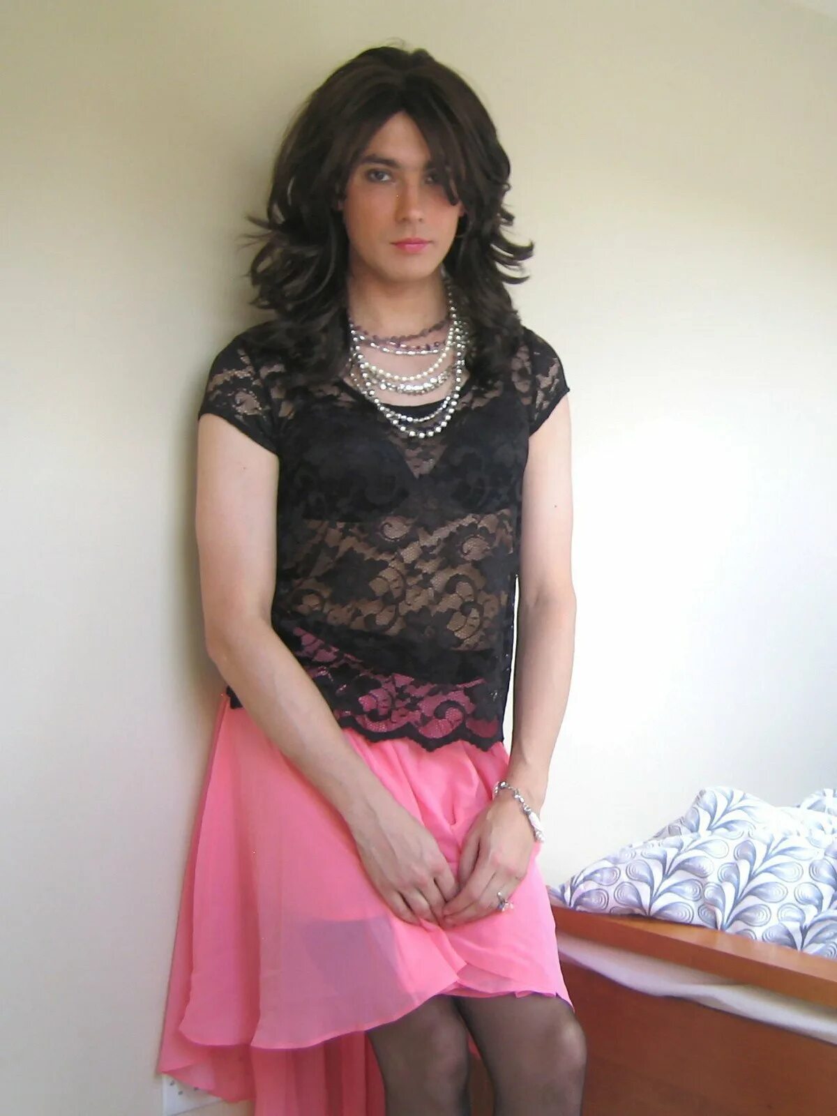 Crossdresser man. Саша Машкова кроссдрессер.