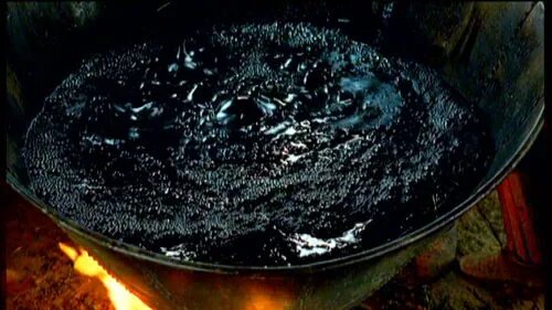 Горячая смола. Кипящий гудрон. Гранат жеода. Горячая смола. Хвойная живица.