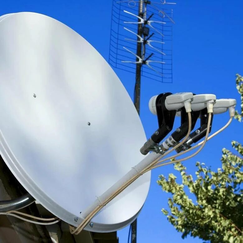 Спутниковая тарелка 60см триколор. Мультифид 75 80. Параболическая антенна. Антенна супрал 55см. Мастер спутниковых антенн.