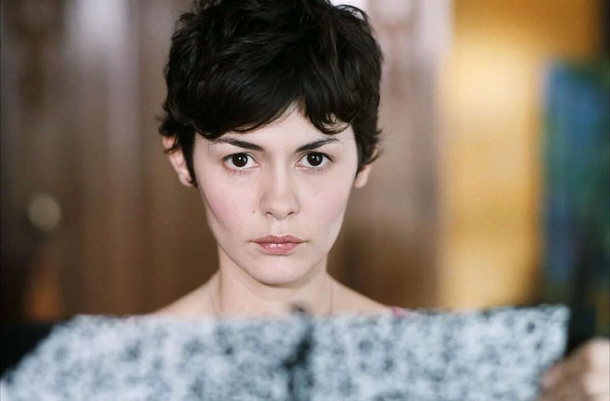 Il est tout. Audrey Tautou. Одри Тоту Амели. Одри Тоту Амели стрижка. Одри Тоту просто вместе.