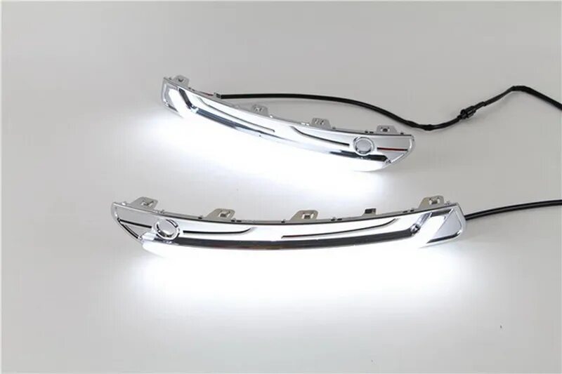 ДХО t5 2013. Ходовые огни Ситроен. ДХО Citroen c4 b7. Citroen c5 led Headlight.