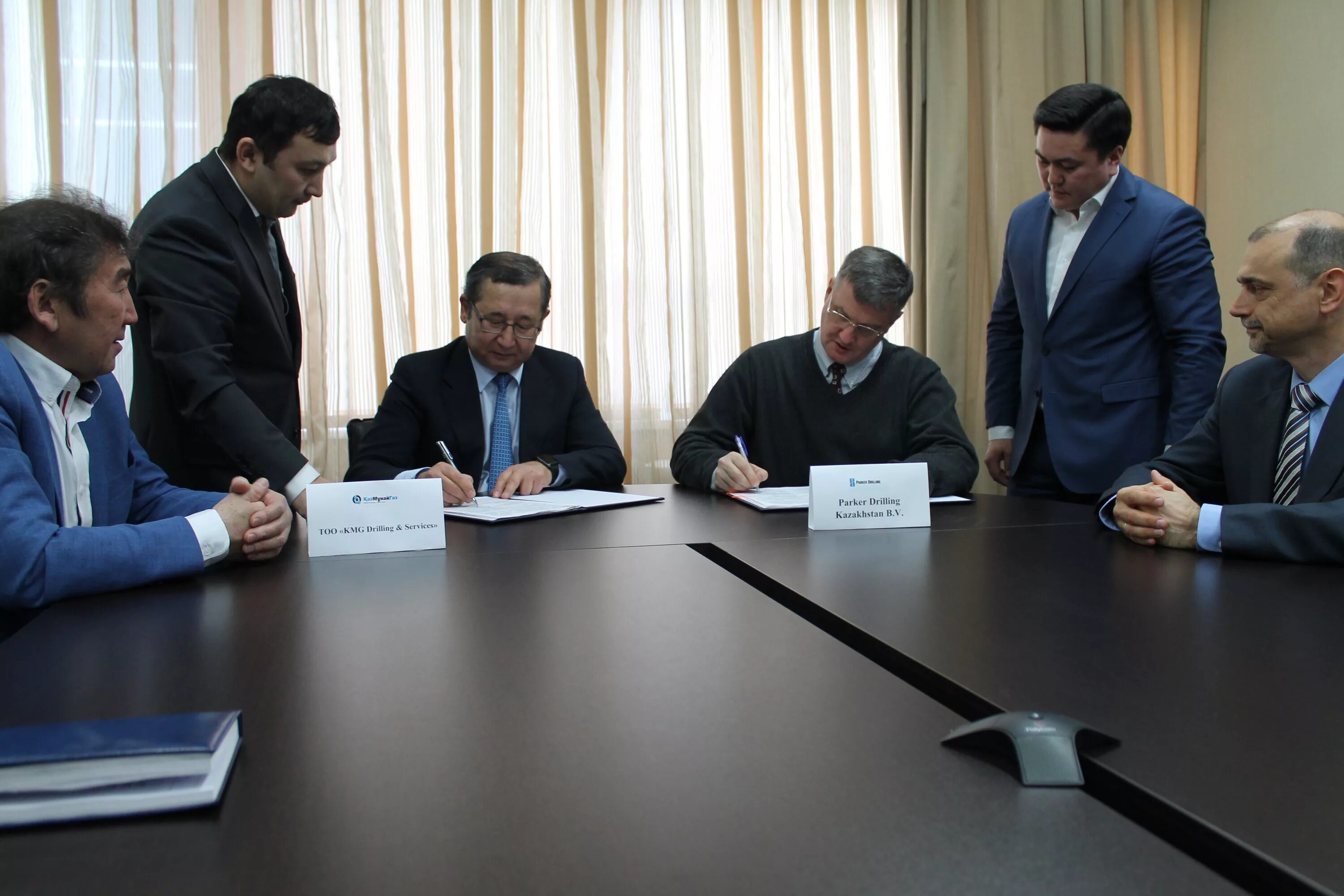 Пневмоударник п-105-2. Ceramic proppant для добычи нефти. Вышка азия дриллинг. Тоо drilling. 2 pb.