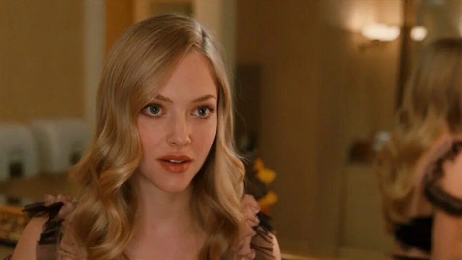 Chloe surrial. Chloe chaidez from kitten. Chloe surrial. Chloe chuu 2020. Chloe sevigny актриса.