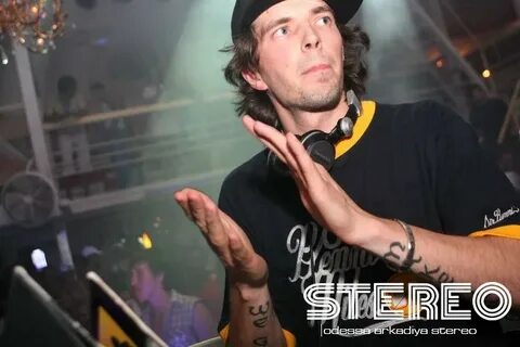 Dj dlee