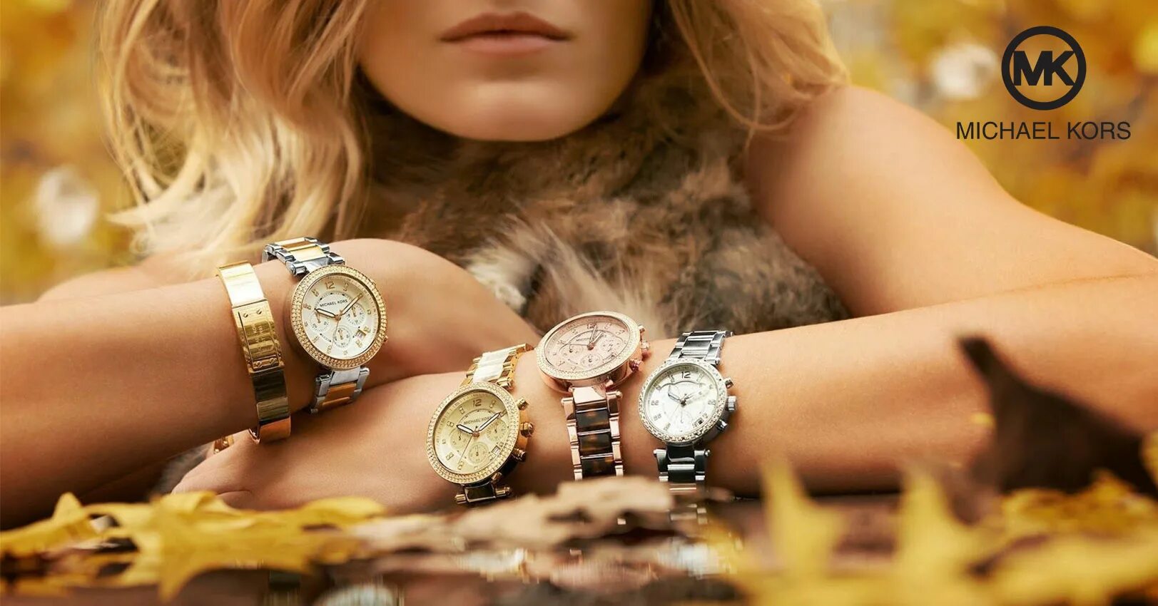 Красивые девушки с часами. Часы женские. Девушка с наручными часами. Часы женские красивые стильные. Часы классические женские.