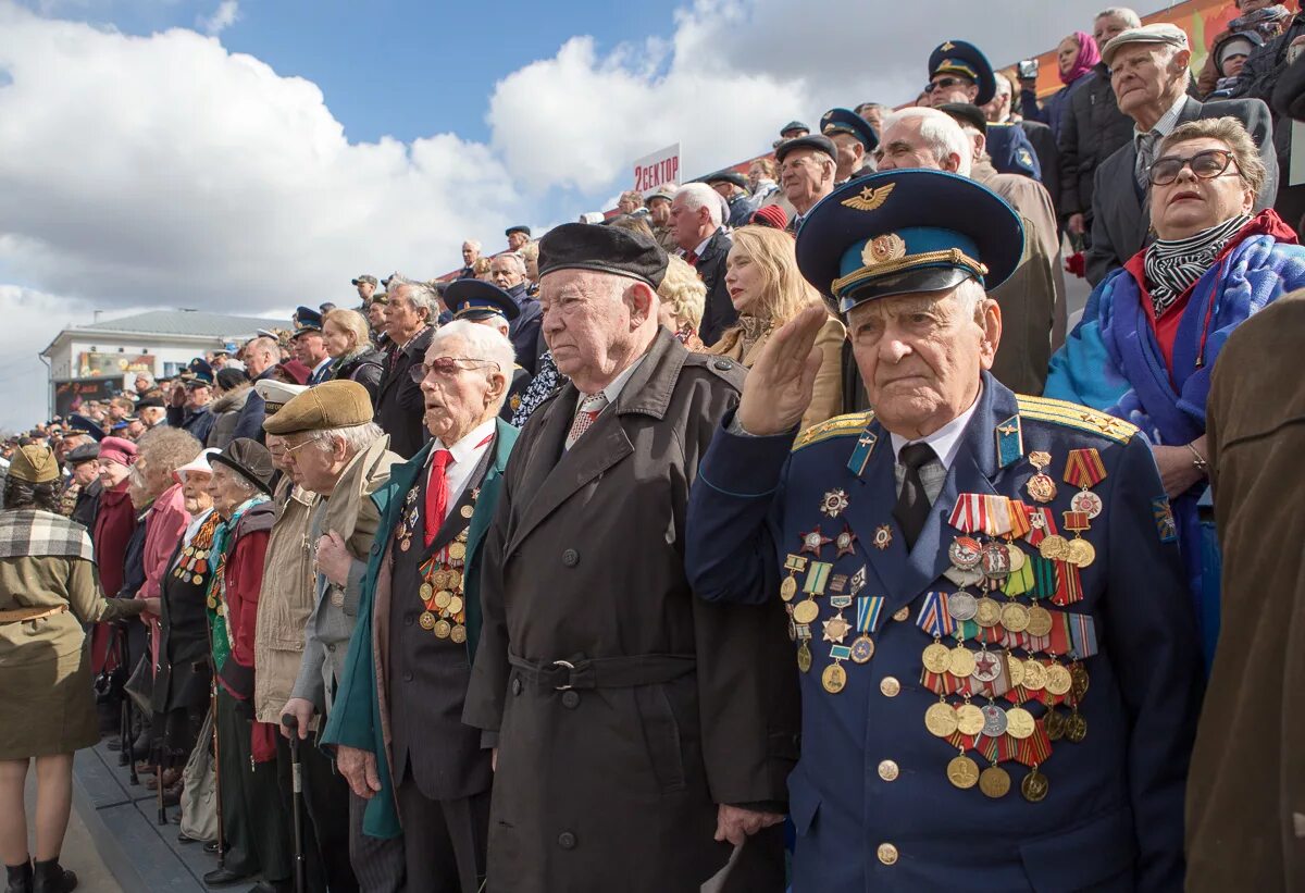 Ветераны пскова. Чествование ветеранов 23 фев. Чествование ветеранов. Ветеран псков ритуал. Чествование.