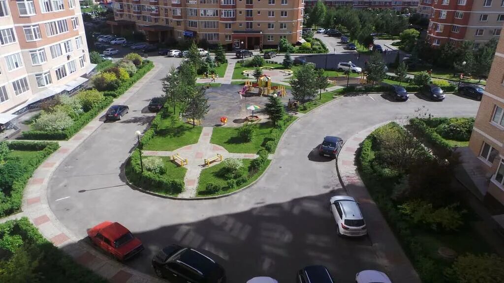 Площадь октября 3. Мкр родники знамя октября. мкр родники дом 3. микрорайон родники москва. мкр. родники, д 1.