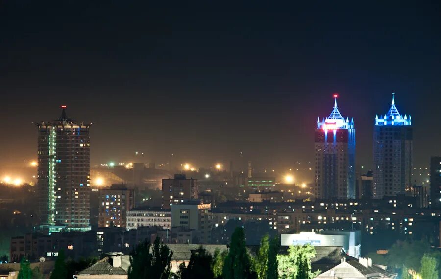 Екатеринбург быстрорастущий город. «импресс плейс билдинг» сингапур. Новый город в казахстане. Ночной ул красный путь омск. Города 2011.