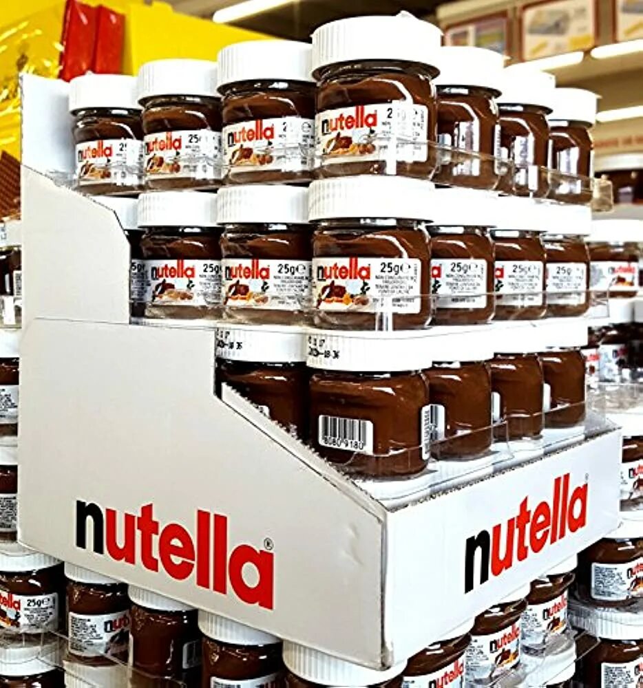 Паста нутелла купить. Шоколадная паста Nutella. Nutella Mini 25g. Нутелла 180 г. Шоколадная паста Nutella 350гр.