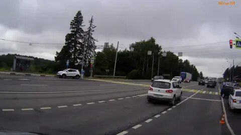 1 км 300 м