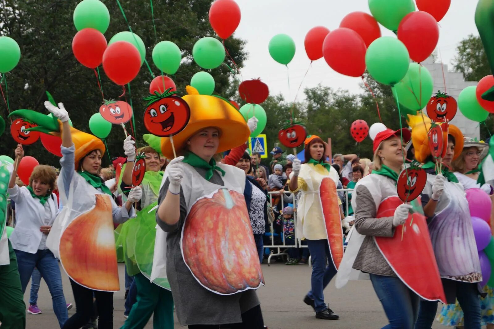 Фестиваль минусинского помидора. Когда день помидора 2024. Город минусинск день помидора. День помидора минусинск 2022. Минусинский помидор 2022.