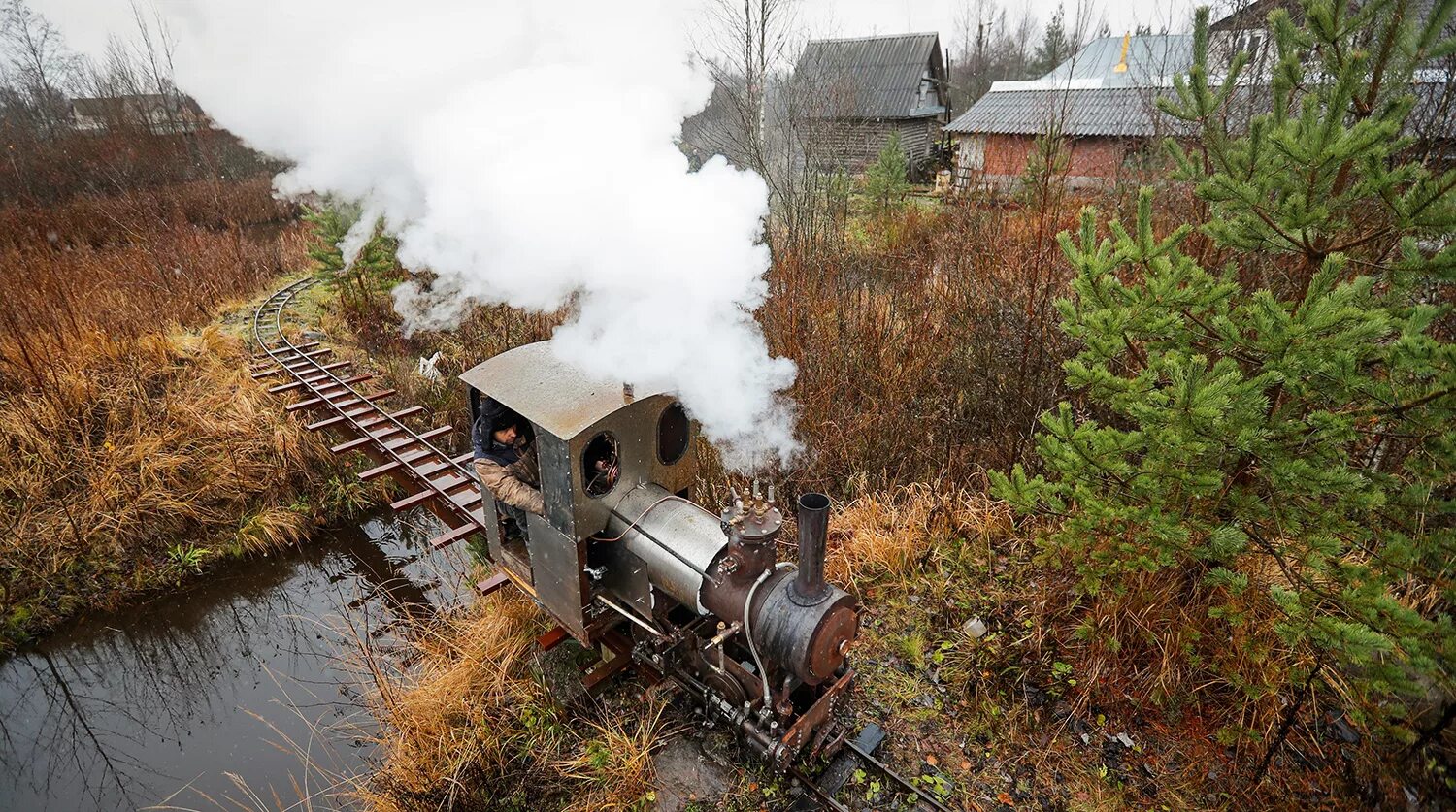 Постройка паровоза. Паровоз павла чилина. Паровоз павла чилина. Строительный паровоз. Модель паровоза своими руками.