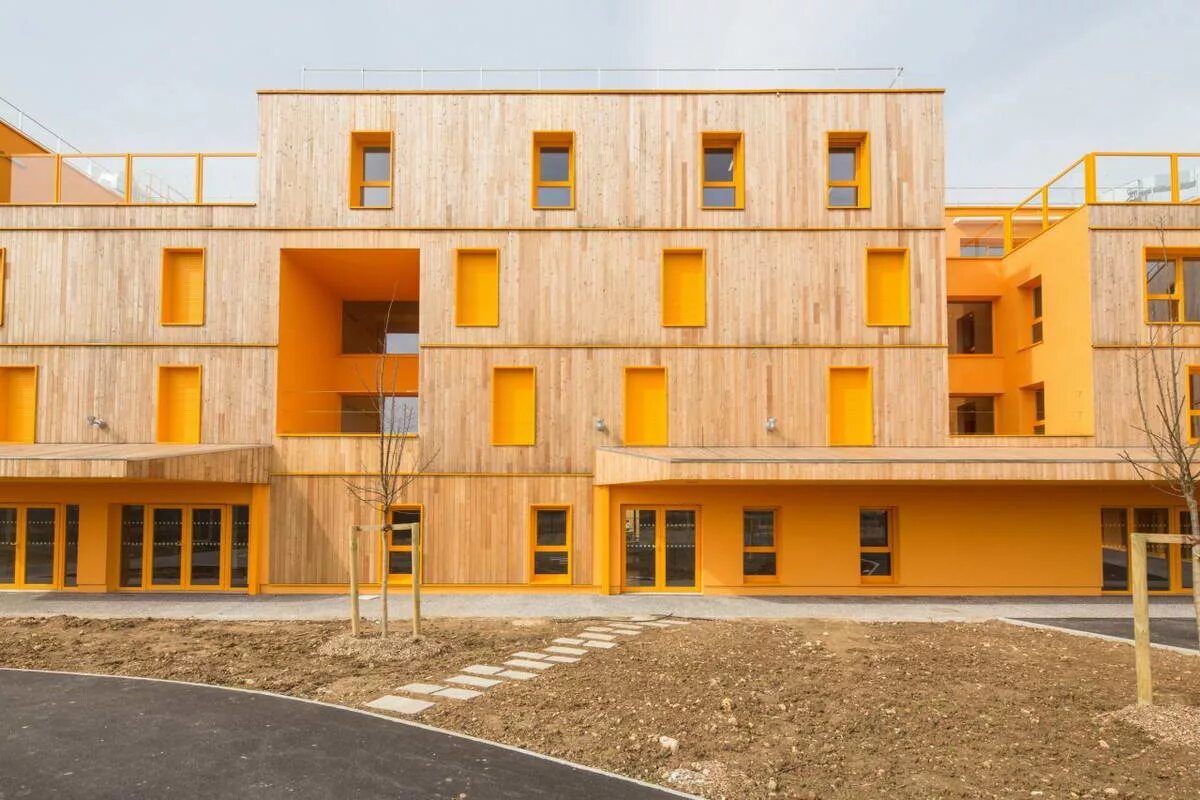 Проект дома престарелых. Дом престарелых (morangis retirement home). социальное жилье. социальное жилье архитектура. дома престарелых архитектура.