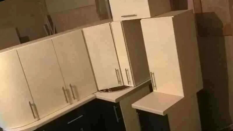 Кухня б. Авито кухонные шкафчики. Кухня тумбы и навесные шкафы. Авито кухонные шкафчики. Авито кухонные шкафчики.