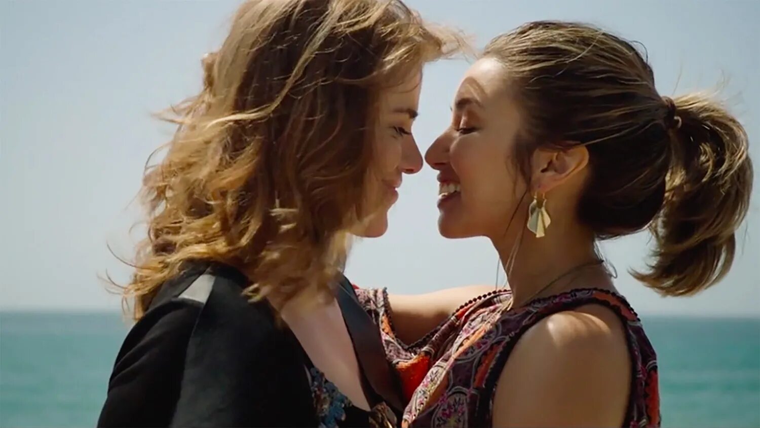 Tell me boy tell me girl. Tell me фильм. Al Love you фильм. Lesbian short фильм 2020. I Love Tropoja фильм 2020.