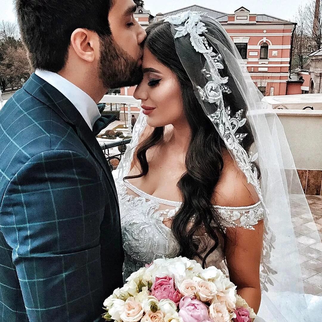 Rasmlar instagram. Rasmlar instagram. Свадьба на кавказе. Красавчик расимлар. Rasmlar instagram.