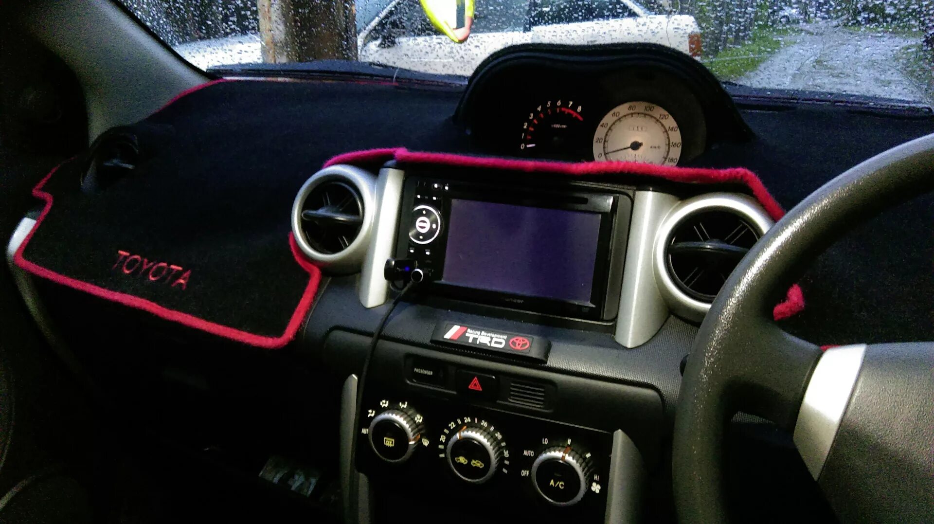 Toyota Yaris 1.5 Liftback Automatic Yaris, Toyota, Sedan