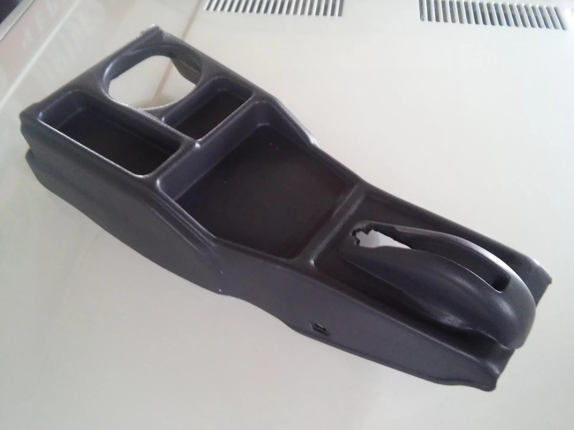 Консоль под магнитолу ваз 2107. Центральная консоль ваз 2107. Борода ваз 2104. Центральная консоль ваз. Консоль 2106.