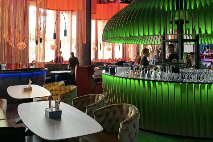 Веер молл рестораны. Плов екатеринбург ресторан гринвич. Веер молл рестораны. Веер молл рестораны. Ресторан plov project екатеринбург.