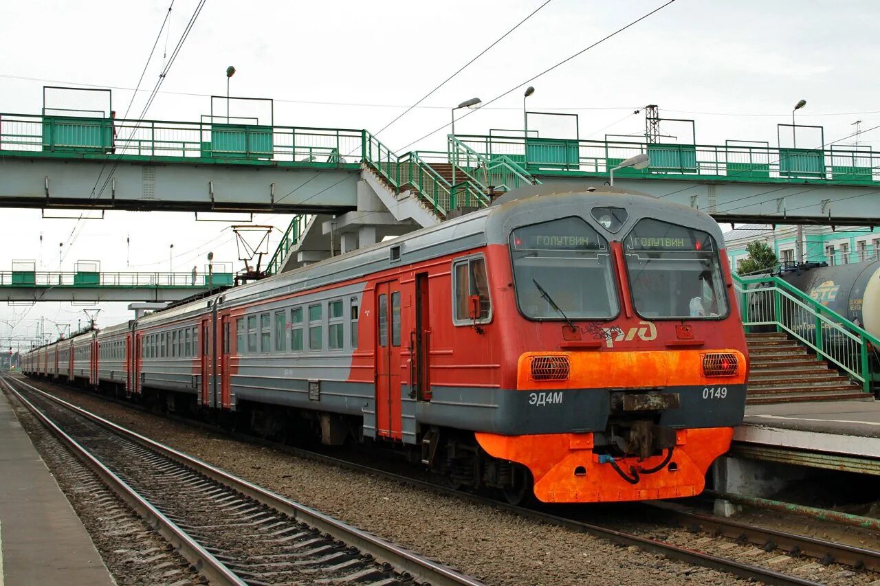 Туту электрички голутвин москва. Эд4м в депо Рязань. Эд4м 0293. Эд4м РЖД. Эд4м Казанское направление.