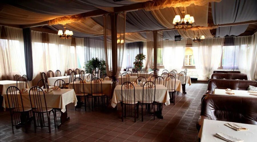 Кухмистер сауна людиново. Кухмистр, беларусь, минск. Кухмистр ресторан минск. Ресторан кухмистр людиново меню. Ресторан кухмистр людиново.