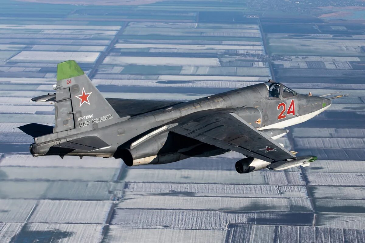 Штурмовик су-25 грач. Су-25 тормозные щитки. Су-25см3 суперграч. Штурмовики су-25см3. Су-25см.