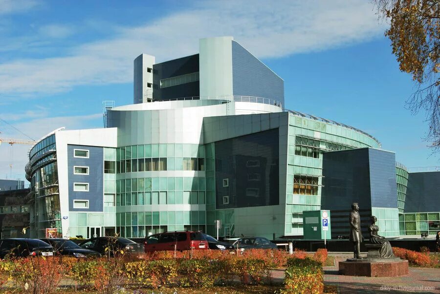 Зал югра классик ханты-мансийск. Ктц югра классик ханты. Ктц ханты-мансийске. Концертно-театральный центр «югра-классик». Ктц югра-классик ханты-мансийск.