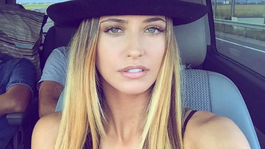 Антония гишар. Жена ирека минниханова антония гишар. Антония гишар. Антониа якобеску без грима. Антония гишар фото.