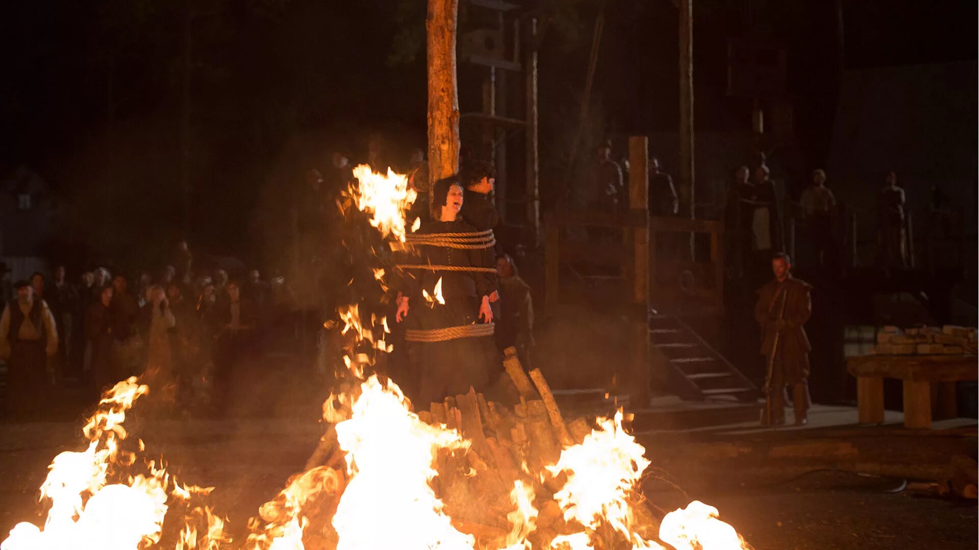 когда сжигали ведьм