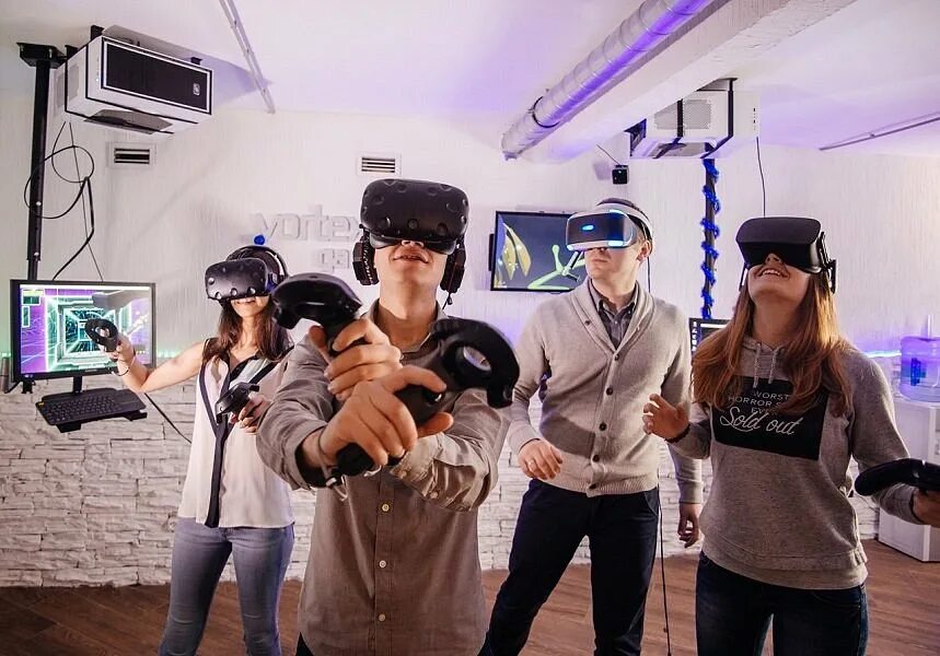 Лаборатория развлечений. Виртуальная реальность для подростков. VR корпоратив. Петербург виртуальная реальность. Центр виртуальной реальности.