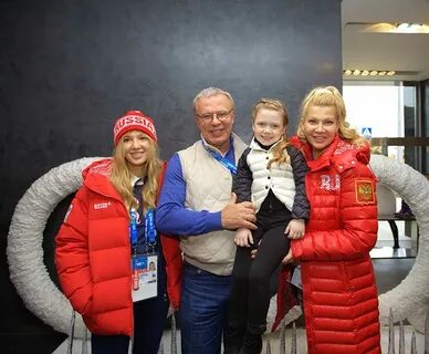 Сколько лет фетисову